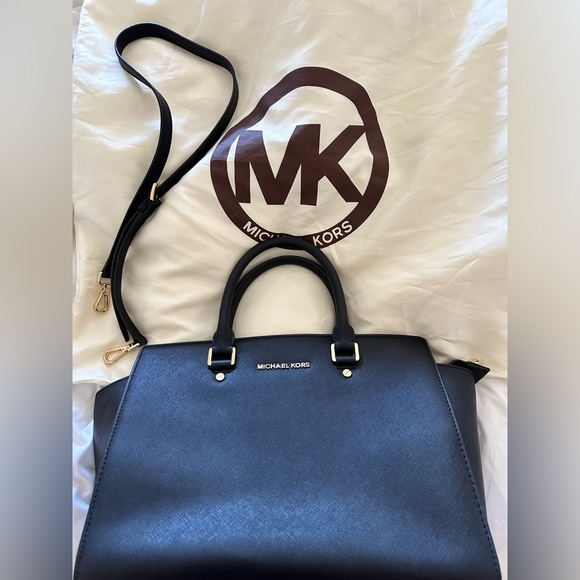 Michael Kors Selma Satchel in Saffiano Leather - Picture 2 of 15